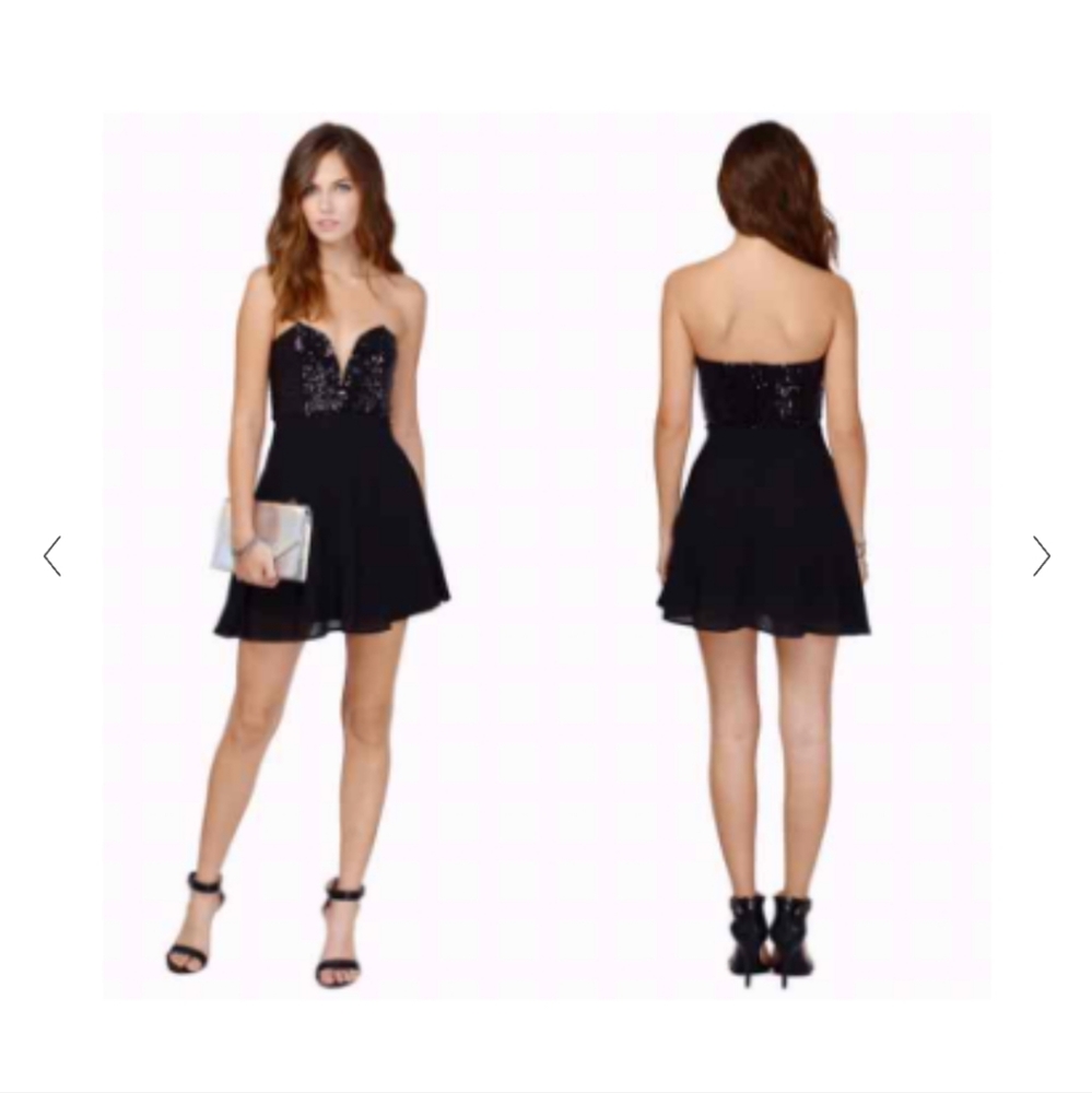 Sweetheart Neckline Black Dress